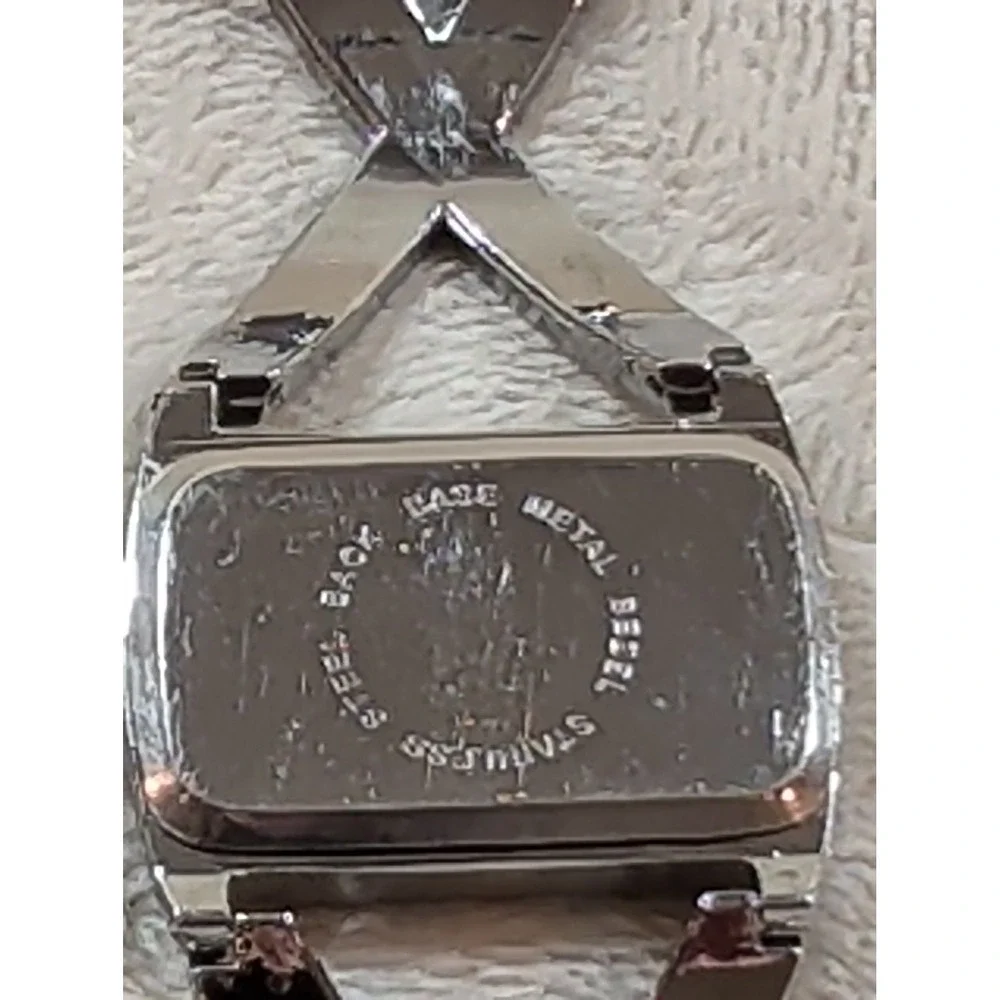 Giorgio Valentian Silver Tone Rhinestone Crossover‎ Quartz Watch P310AB